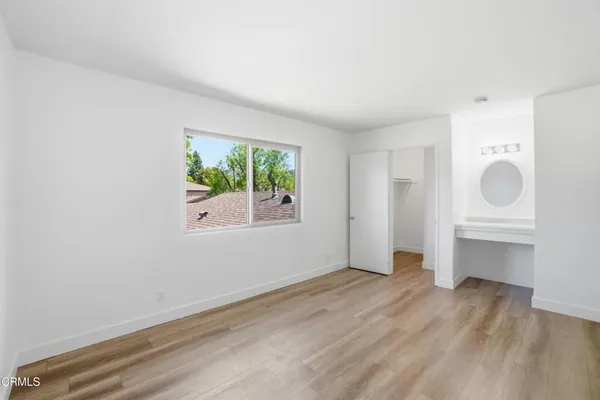 $399,500 | 2057 Calle La Sombra, Unit 3, Simi Valley, CA 93063