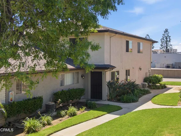 $399,500 | 2057 Calle La Sombra, Unit 3, Simi Valley, CA 93063