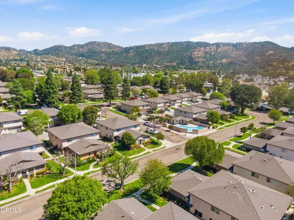 $399,500 | 2057 Calle La Sombra, Unit 3, Simi Valley, CA 93063