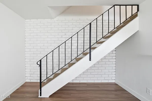 $399,500 | 2057 Calle La Sombra, Unit 3, Simi Valley, CA 93063