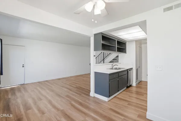 $399,500 | 2057 Calle La Sombra, Unit 3, Simi Valley, CA 93063