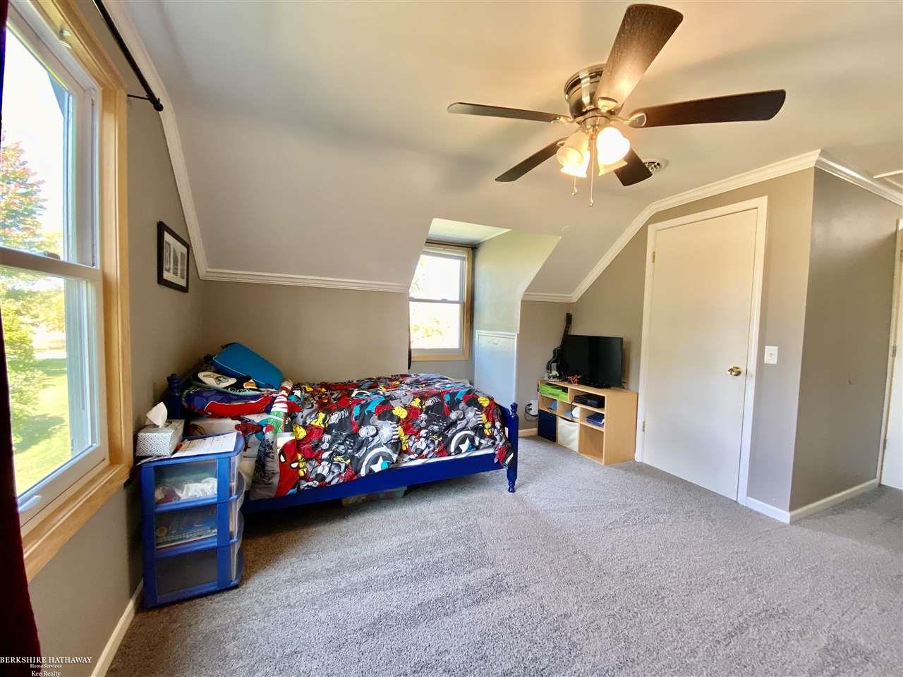 9785 Bartel Road Columbus, MI 48063 - Photo 28 of 33 50026235-30.JPG