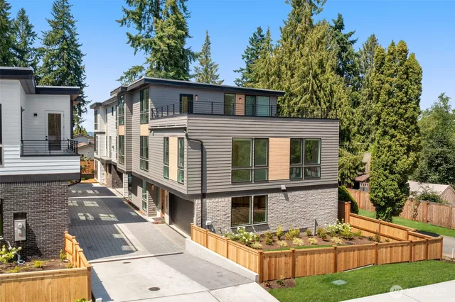 $6,500 | 8237 122nd Avenue Northeast, Kirkland, WA 98033