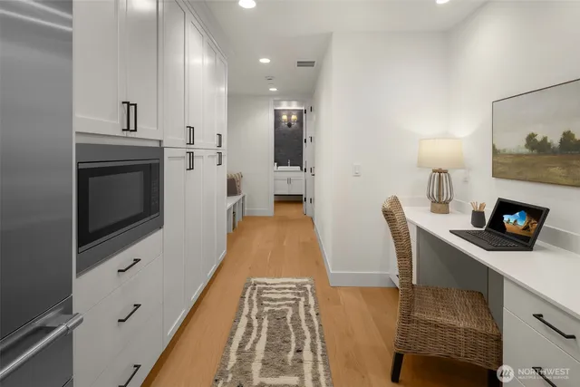 $6,500 | 8237 122nd Avenue Northeast, Kirkland, WA 98033