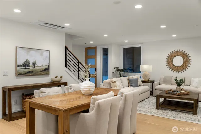 $6,500 | 8237 122nd Avenue Northeast, Kirkland, WA 98033