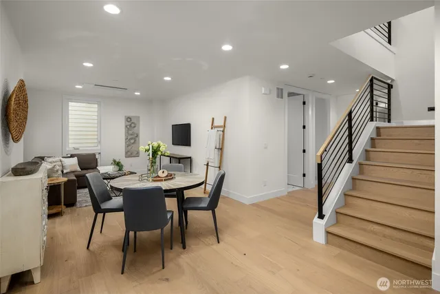 $6,500 | 8237 122nd Avenue Northeast, Kirkland, WA 98033