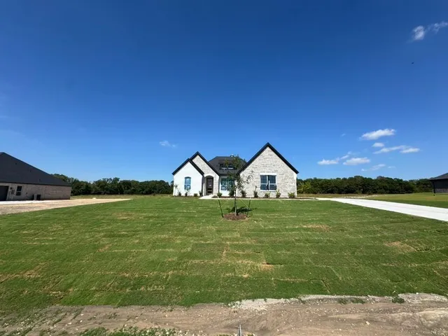 $710,050 | 1430 Julian Drive, Van Alstyne, TX 75495