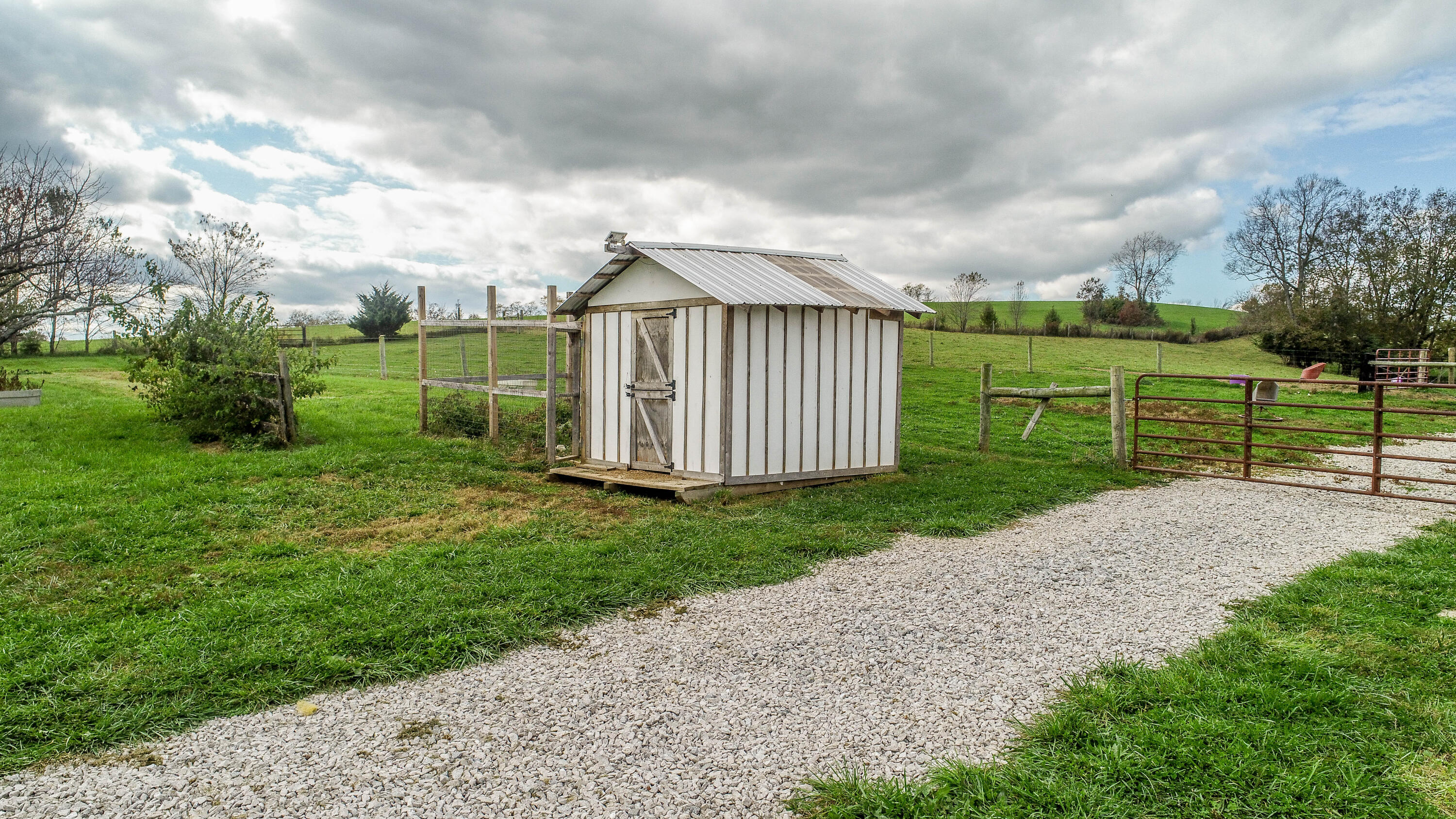 545 Stone Road Paris, KY 40361 - Photo 26 of 35 DJI_0064