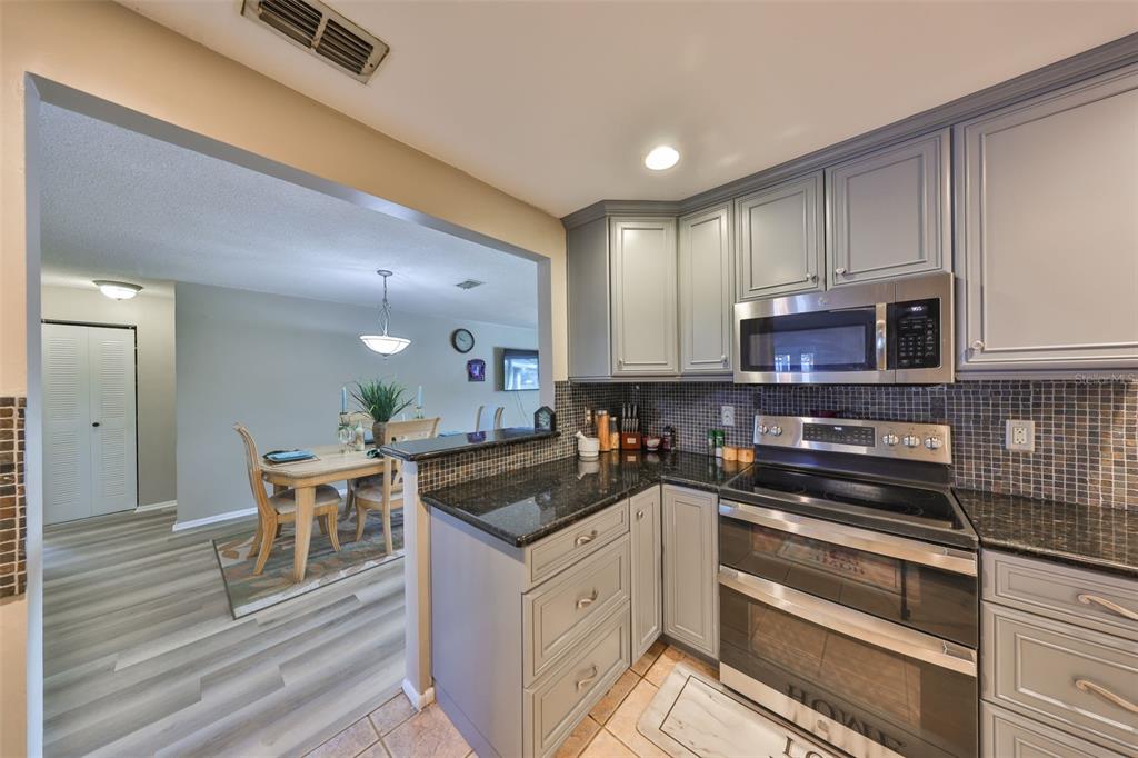 12341 79th Place Seminole, FL 33772 - Photo 15 of 60