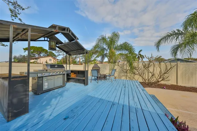 $621,900 | 12341 79th Place, Seminole, FL 33772