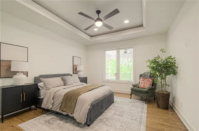 $1,039,950 | 2150 Northwest Scenic View Drive, Riverside, MO 64150