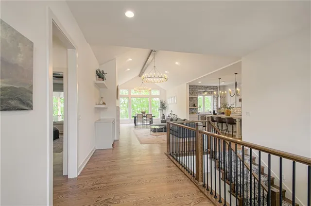 $1,039,950 | 2150 Northwest Scenic View Drive, Riverside, MO 64150