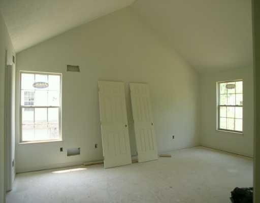2325 Mcdevitt Road Franklin Park, PA 15143 - Photo 3 of 7 Master Bedroom.
