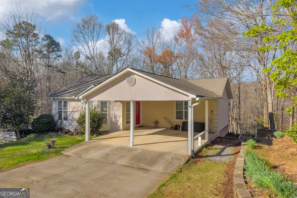 $330,000 | 415 Ivory Drive, Baldwin, GA 30511