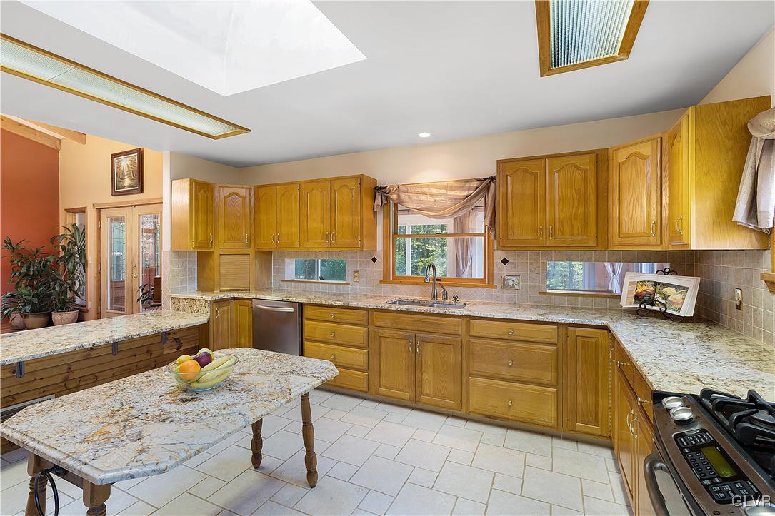 142 Benfield Road Macungie, PA 18062 - Photo 23 of 50 Gallery Image 23