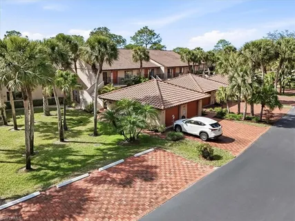 $450,000 | 3219 Horse Carriage Way, Unit 303, Naples, FL 34105