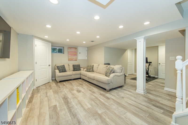 11 Martha Road Roseland, NJ 07068 - Photo 24 of 47 Gallery Image 24