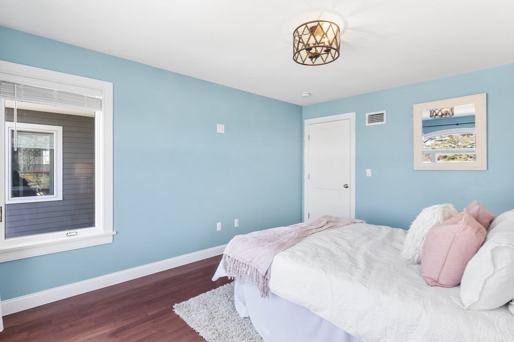 16 Chester Road North Reading, MA 01864 - Photo 15 of 39 Gallery Image 15