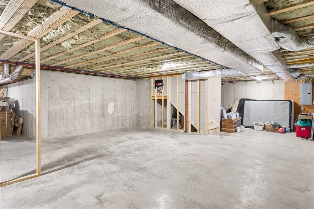 16 Chester Road North Reading, MA 01864 - Photo 33 of 39 Gallery Image 33