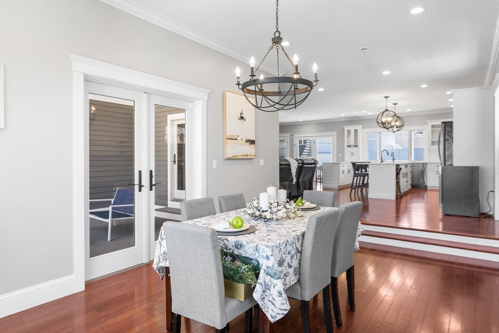 16 Chester Road North Reading, MA 01864 - Photo 4 of 39 Gallery Image 4