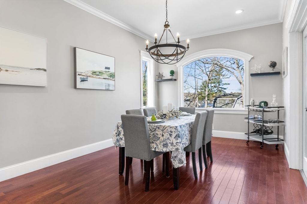 16 Chester Road North Reading, MA 01864 - Photo 5 of 39 Gallery Image 5