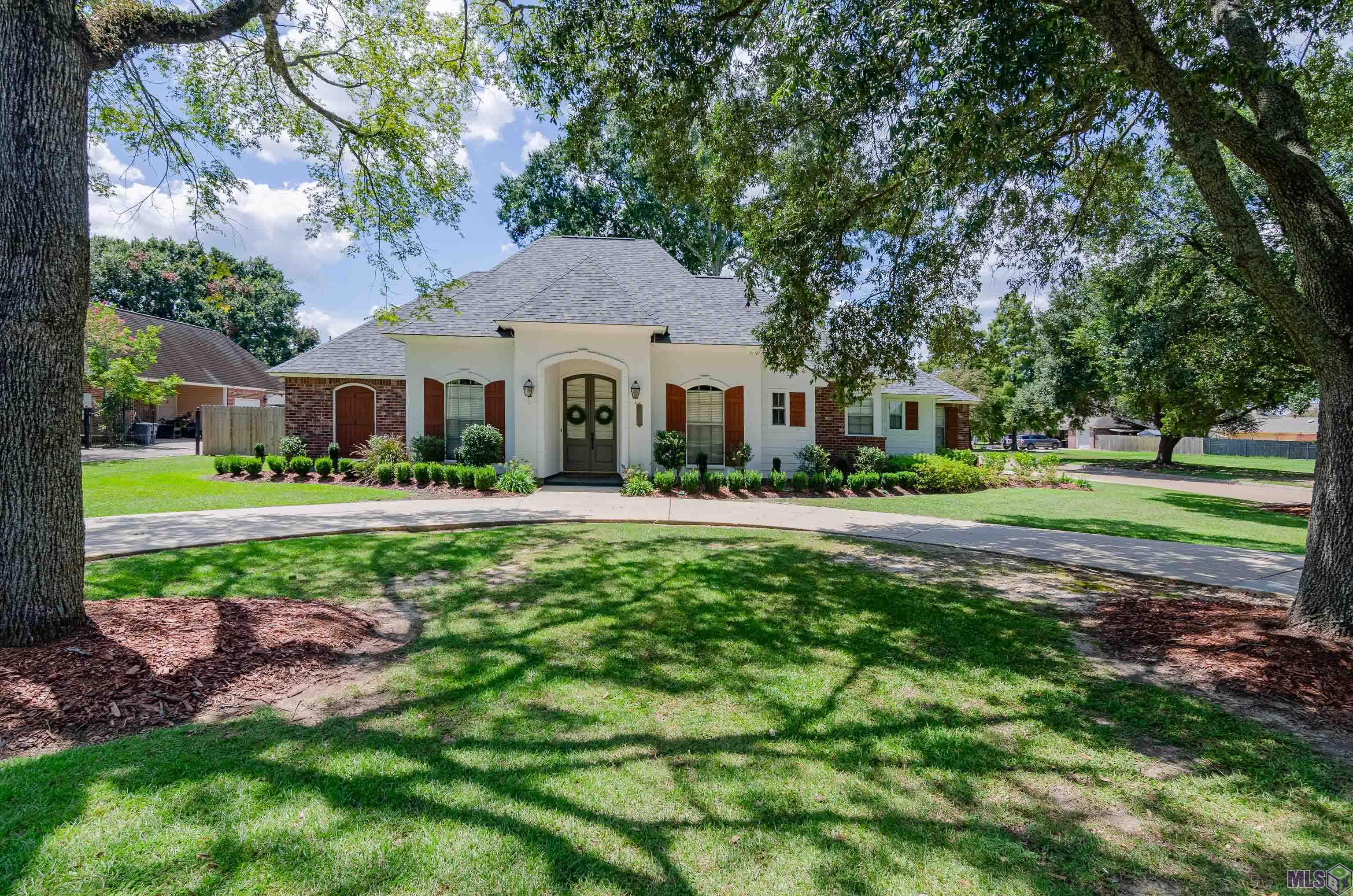 17119 West Swamp Road Prairieville, LA 70769 - Photo 1 of 26 Gallery Image 1
