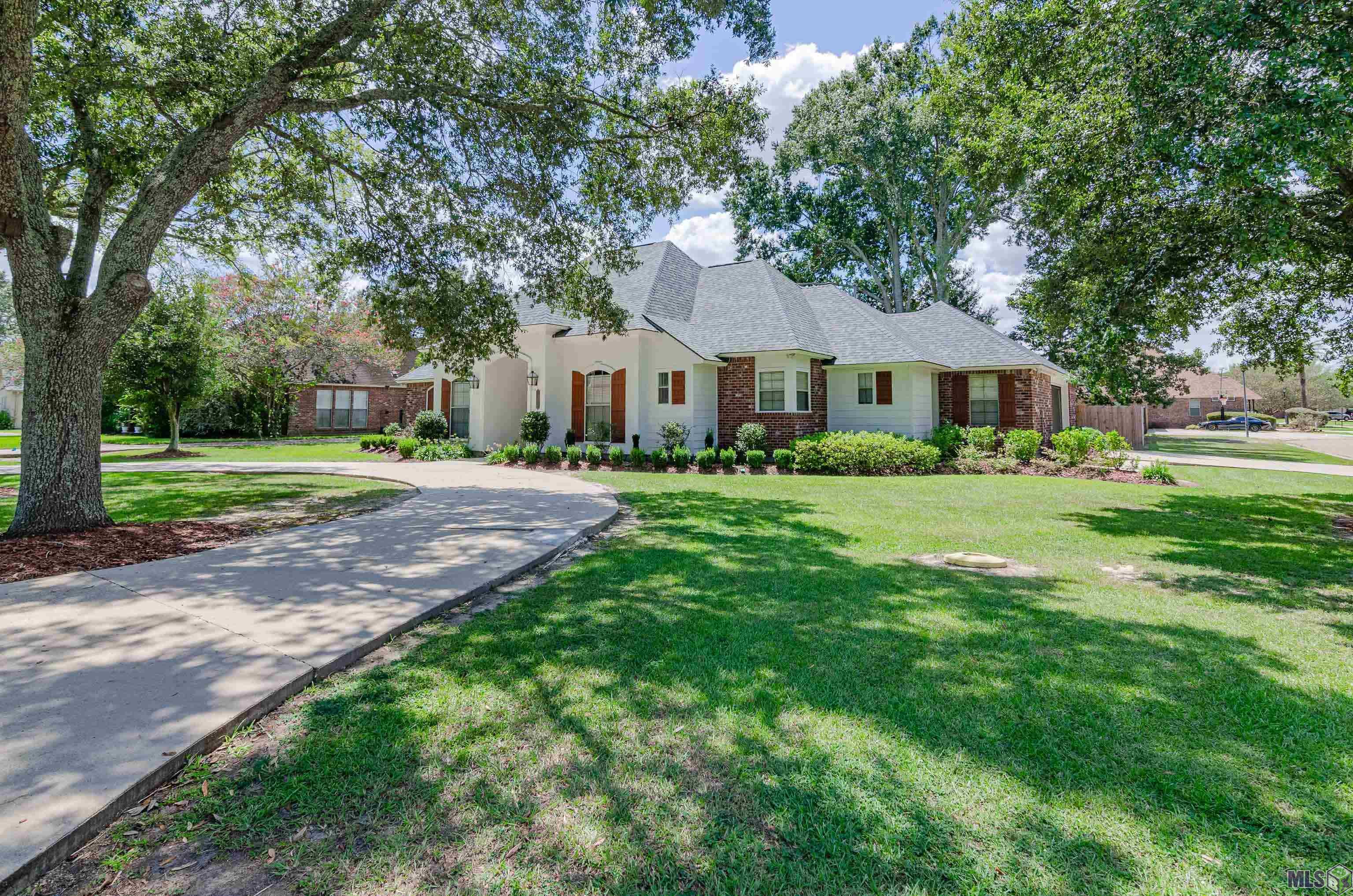 17119 West Swamp Road Prairieville, LA 70769 - Photo 9 of 26 Gallery Image 9