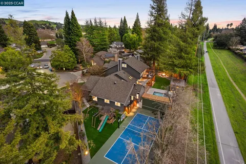 $3,650,000 | 17 Canary Court, Danville, CA 94526
