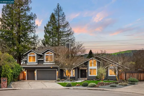 $3,650,000 | 17 Canary Court, Danville, CA 94526