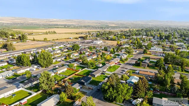 $316,000 | 300 North Farnsworth Drive, Idaho Falls, ID 83401