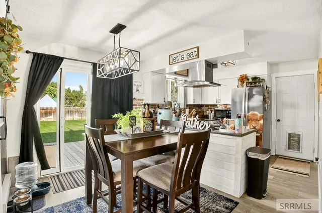 $316,000 | 300 North Farnsworth Drive, Idaho Falls, ID 83401