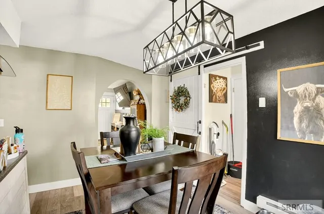 $316,000 | 300 North Farnsworth Drive, Idaho Falls, ID 83401