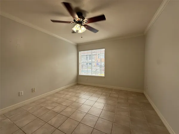 $1,025 | 2250 Bering Drive, Unit 47, Houston, TX 77057