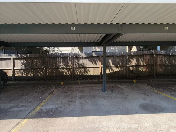 $1,025 | 2250 Bering Drive, Unit 47, Houston, TX 77057