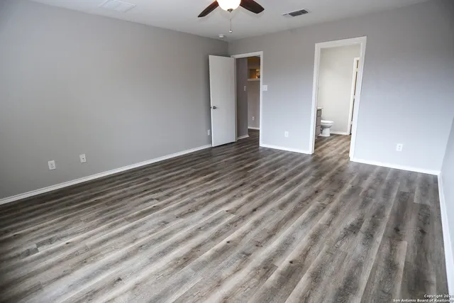 $1,895 | 320 Gatewood Cliff, Cibolo, TX 78108