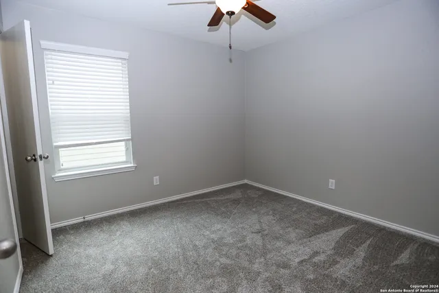 $1,895 | 320 Gatewood Cliff, Cibolo, TX 78108