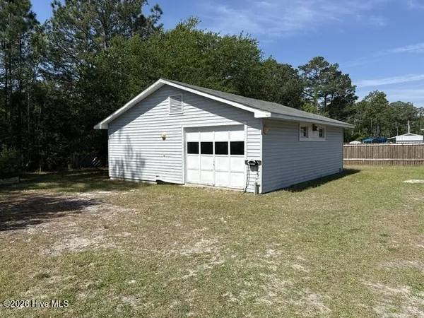 $142,000 | 200 Watts Landing Road, Hampstead, NC 28443