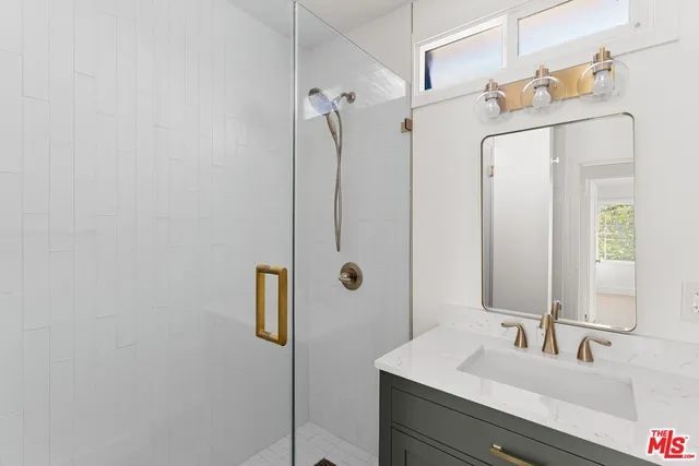 $1,095,000 | 2312 Oliveras Avenue, Altadena, CA 91001