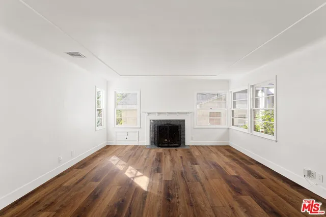 $1,095,000 | 2312 Oliveras Avenue, Altadena, CA 91001