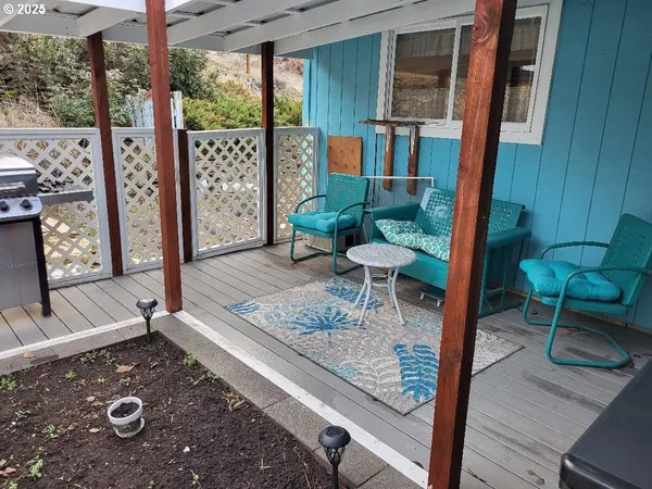 $285,000 | 304 Hillcrest Drive, John Day, OR 97845