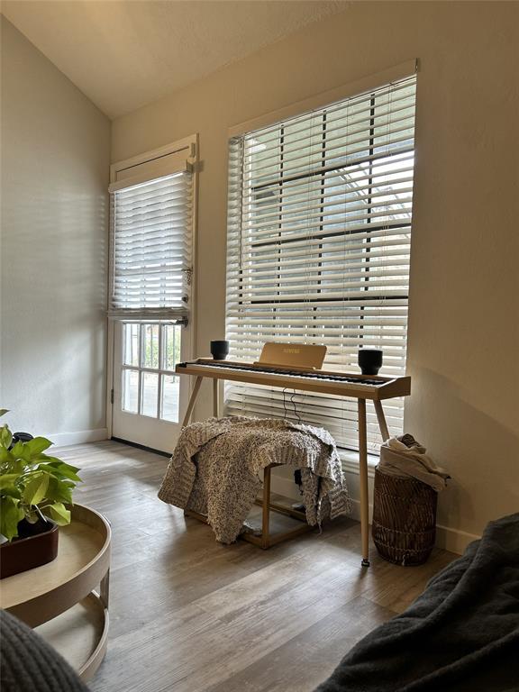 6108 Abrams Road, Unit 329 Dallas, TX 75231 - Photo 2 of 4