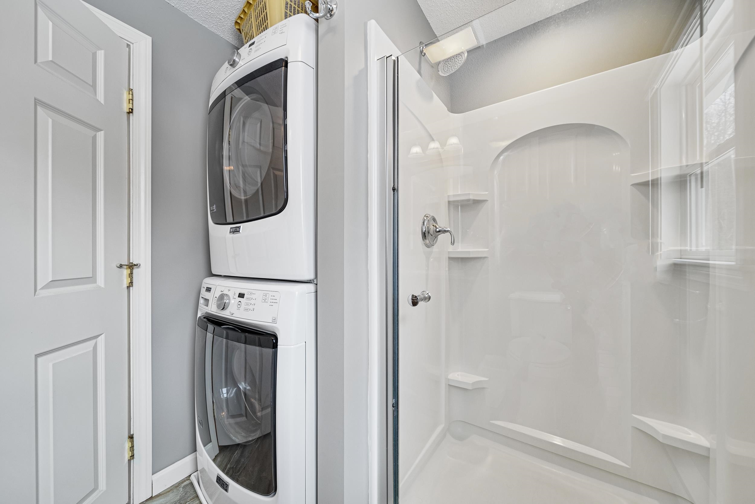 1285 Smyth Road Hooksett, NH 03106 - Photo 27 of 34