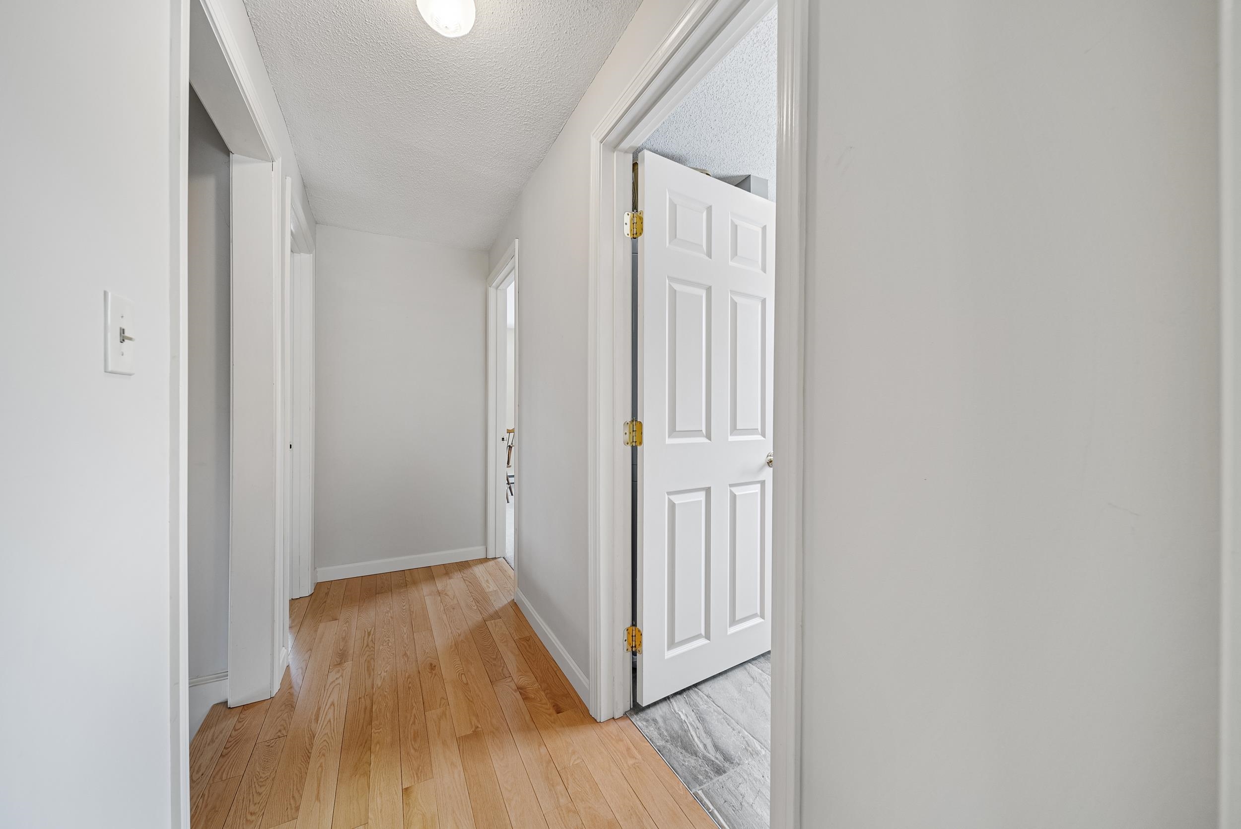 1285 Smyth Road Hooksett, NH 03106 - Photo 28 of 34