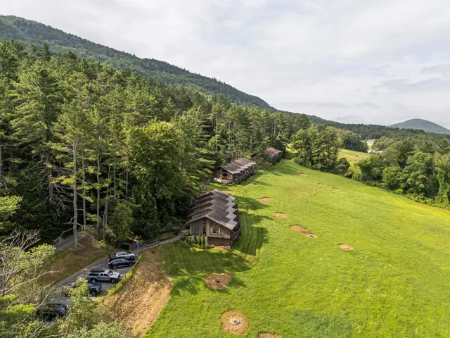 $240,000 | 104 Deer Run Road, Unit 13, Brownsville, VT 05037