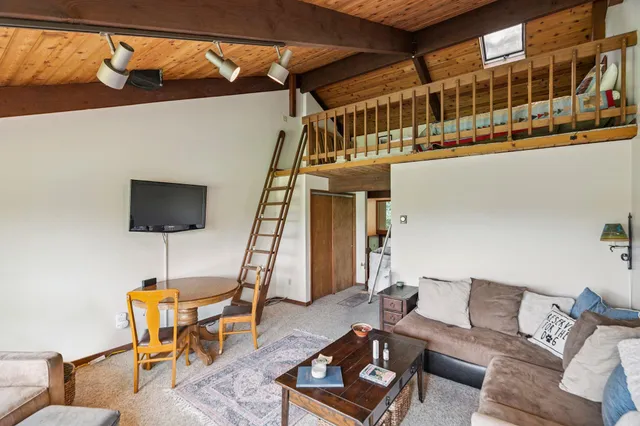 $240,000 | 104 Deer Run Road, Unit 13, Brownsville, VT 05037