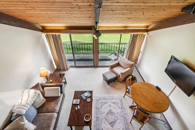 $240,000 | 104 Deer Run Road, Unit 13, Brownsville, VT 05037