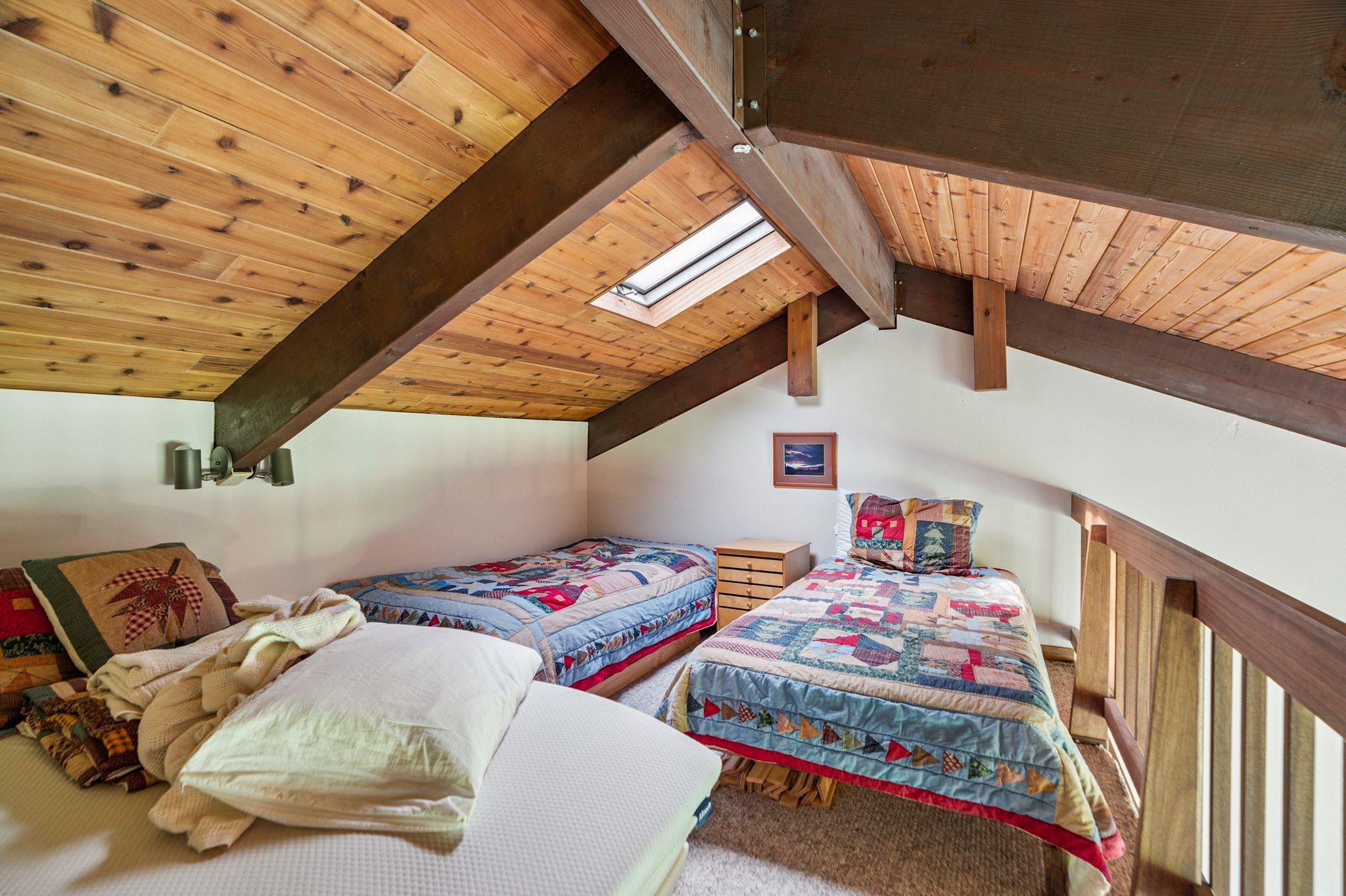 104 Deer Run Road, Unit 13 Brownsville, VT 05037 - Photo 18 of 34