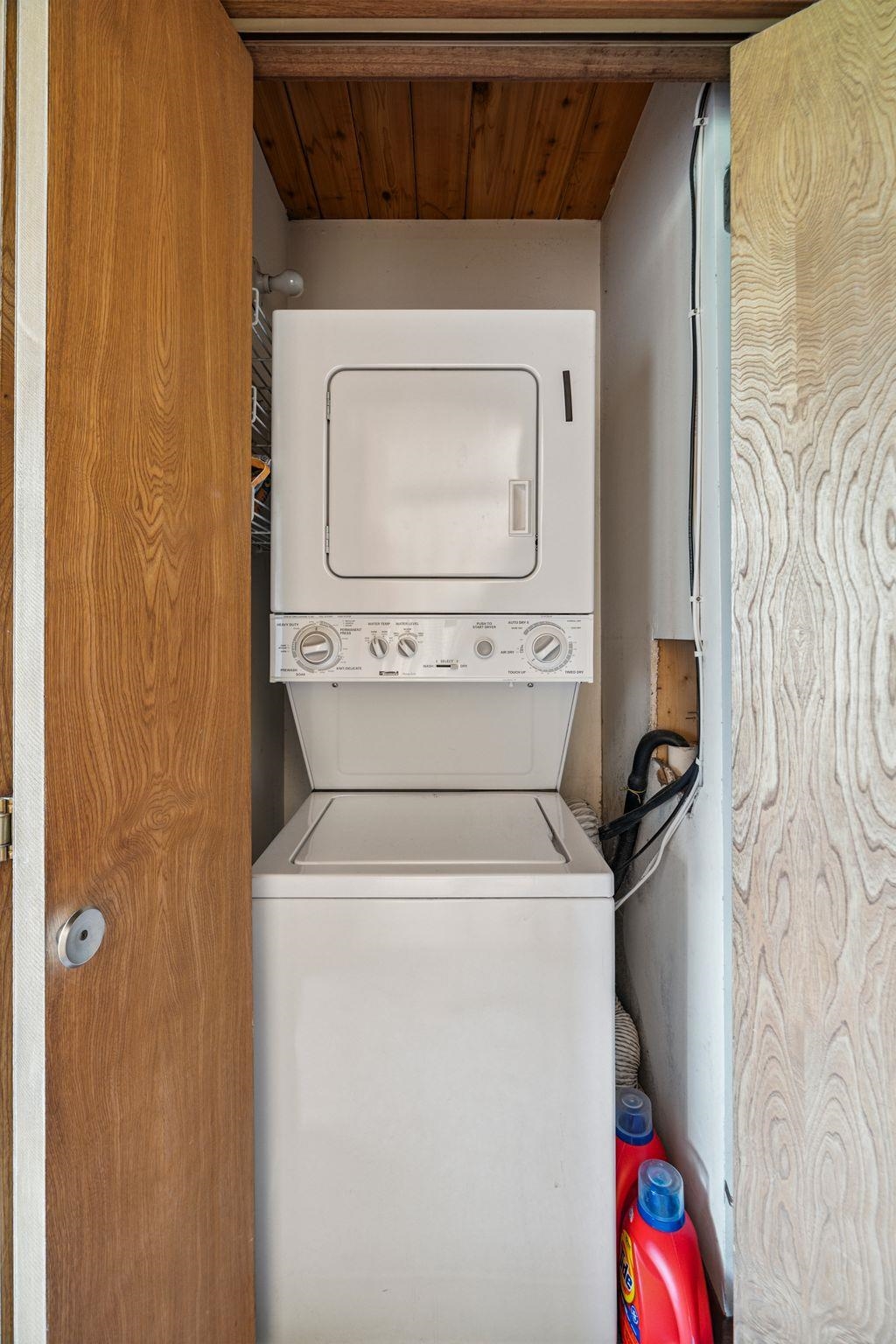 104 Deer Run Road, Unit 13 Brownsville, VT 05037 - Photo 20 of 34