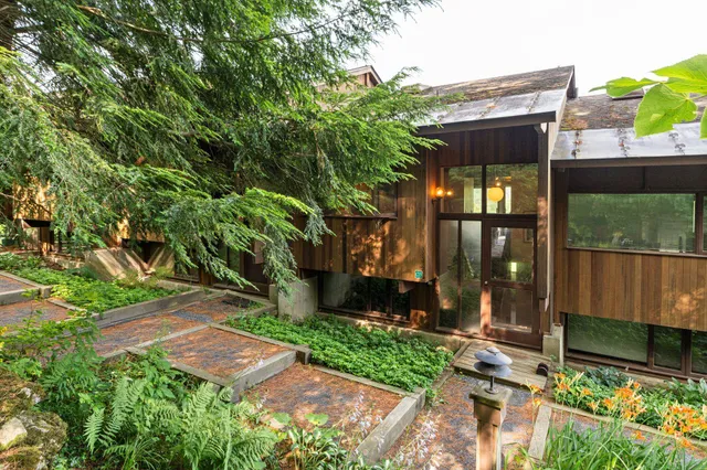 $240,000 | 104 Deer Run Road, Unit 13, Brownsville, VT 05037