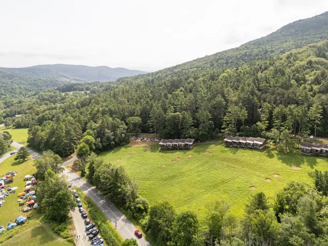 $240,000 | 104 Deer Run Road, Unit 13, Brownsville, VT 05037